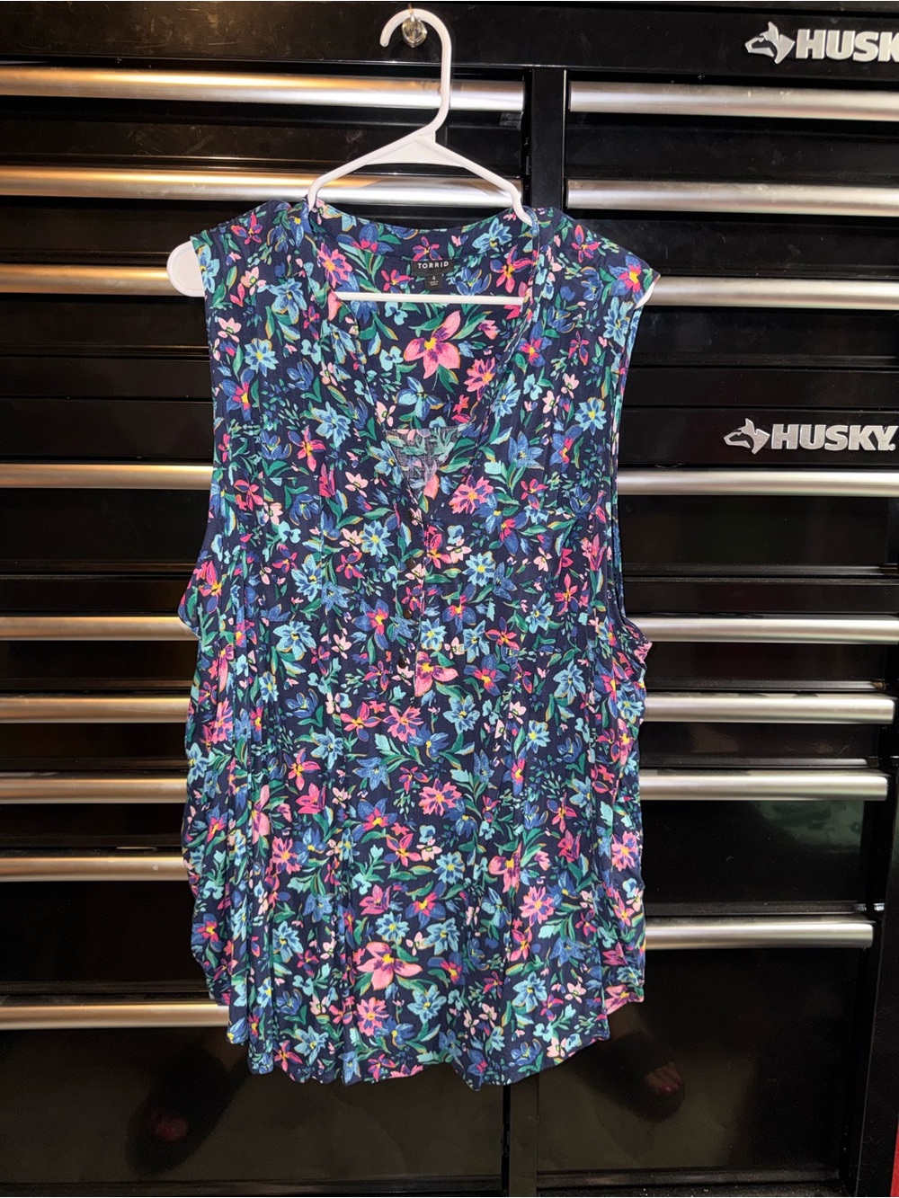 torrid Navy Floral Sleeveless V-Neck Top